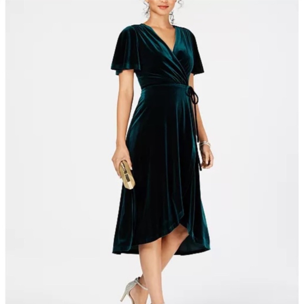Vince Camuto Deep Green Velvet Midi Dress